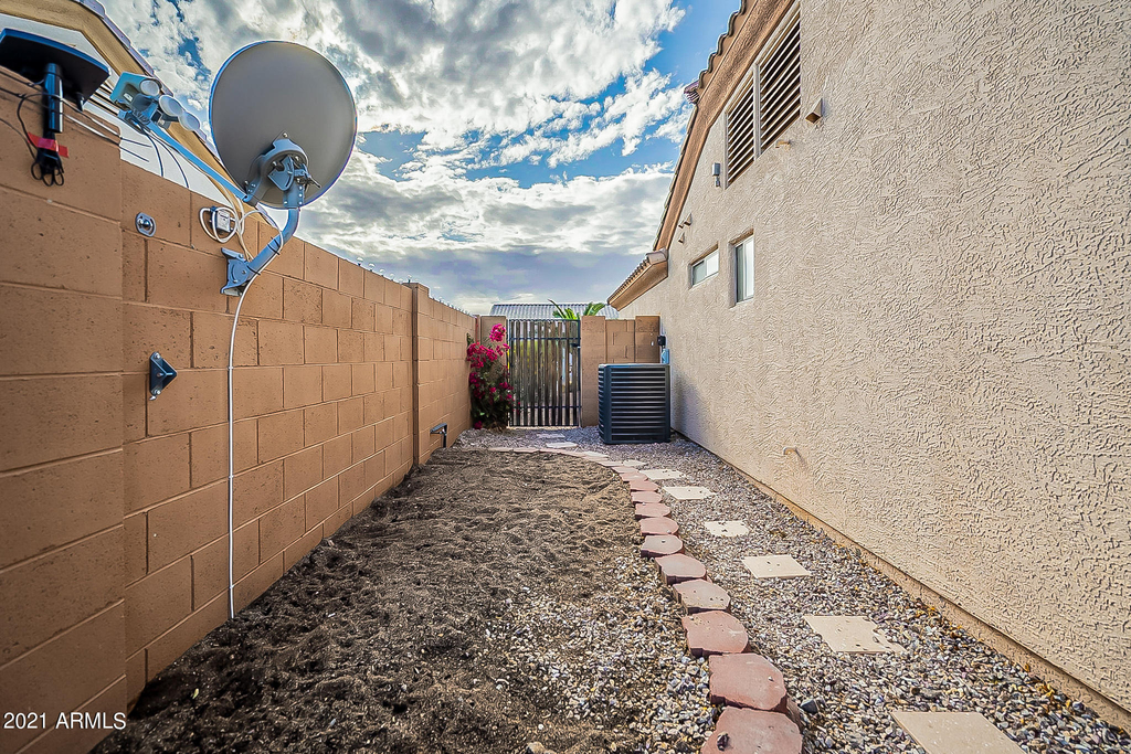 1105 N Cota Lane - Photo 41