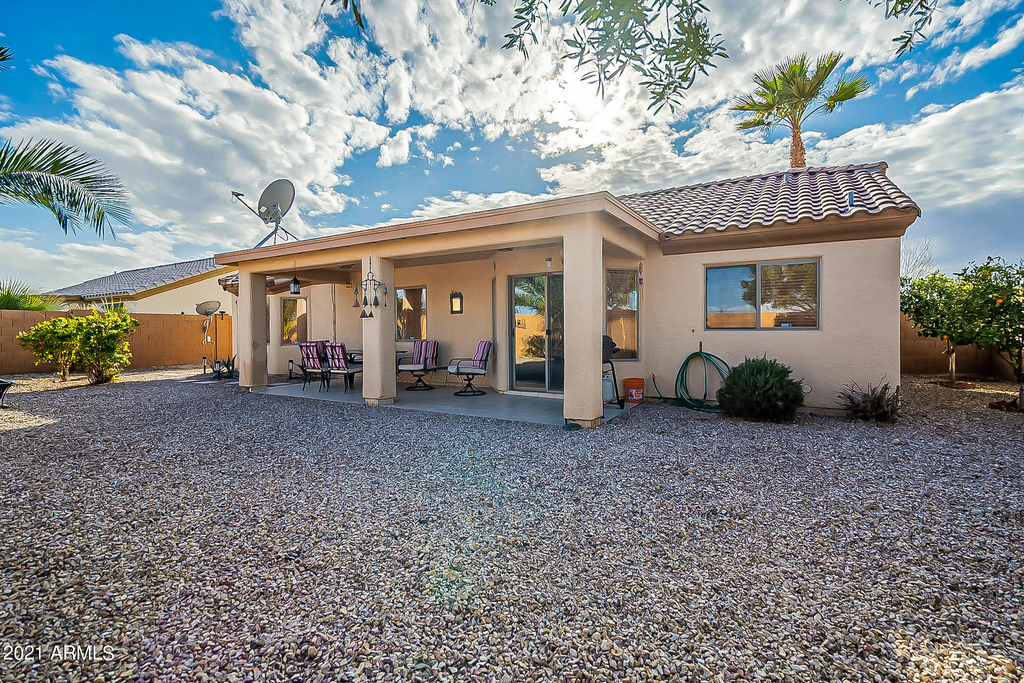 1105 N Cota Lane - Photo 1