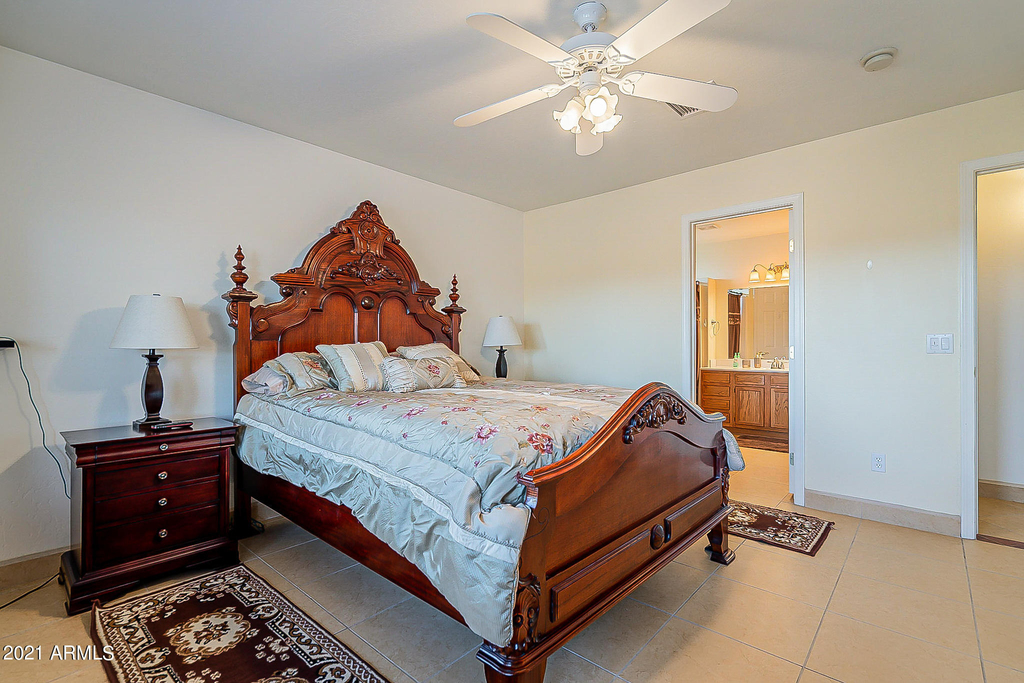 1105 N Cota Lane - Photo 31