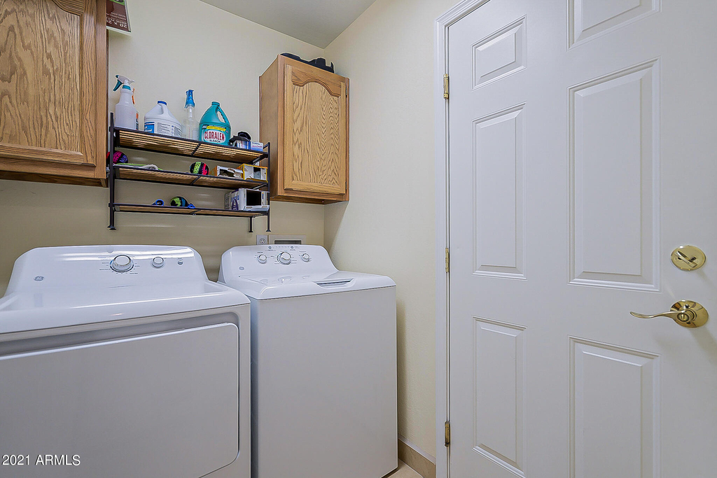 1105 N Cota Lane - Photo 36