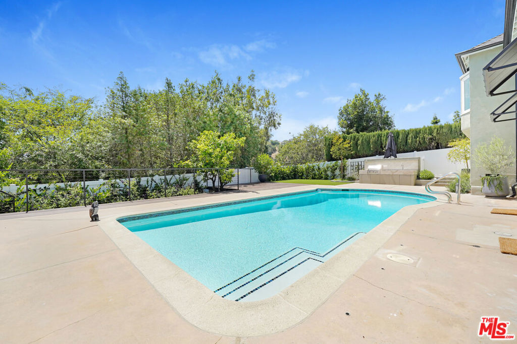 2383 Panorama Terrace - Photo 2