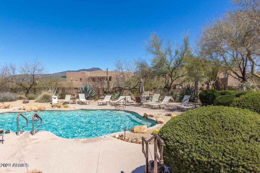36601 N Mule Train Road - Photo 55