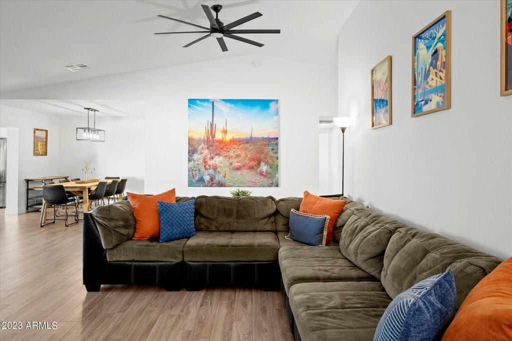 1027 W Peralta Avenue - Photo 10