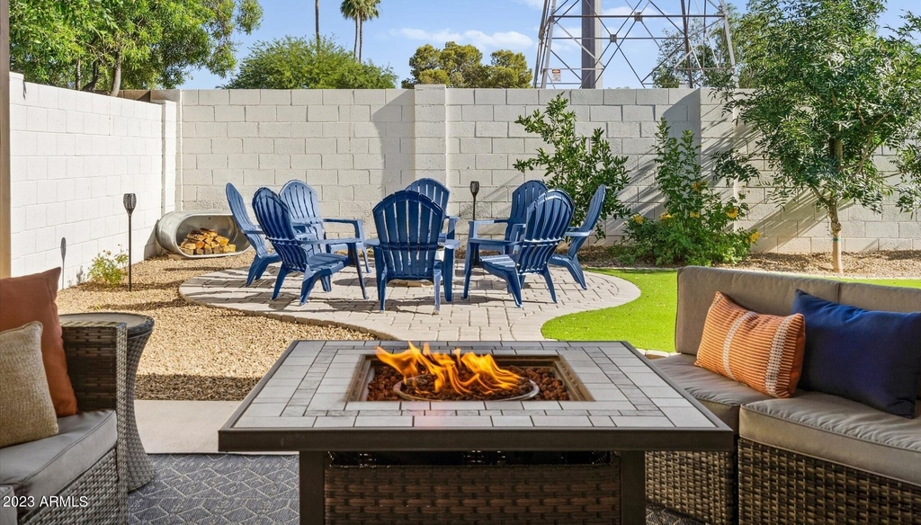 1027 W Peralta Avenue - Photo 59