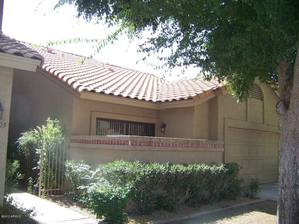 7901 E Joshua Tree Lane - Photo 0