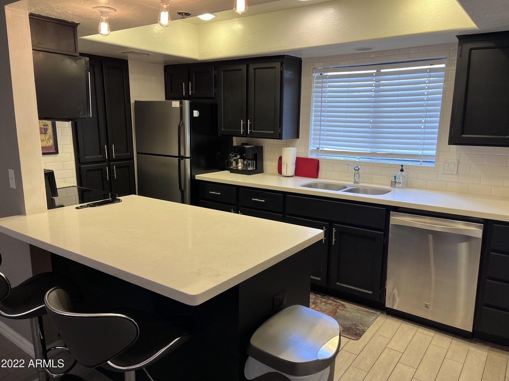 3031 N Civic Center Plaza - Photo 0