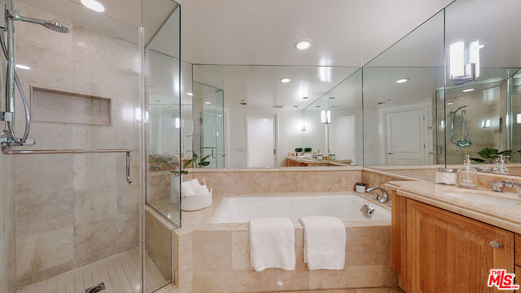 701 Ocean Avenue - Photo 26