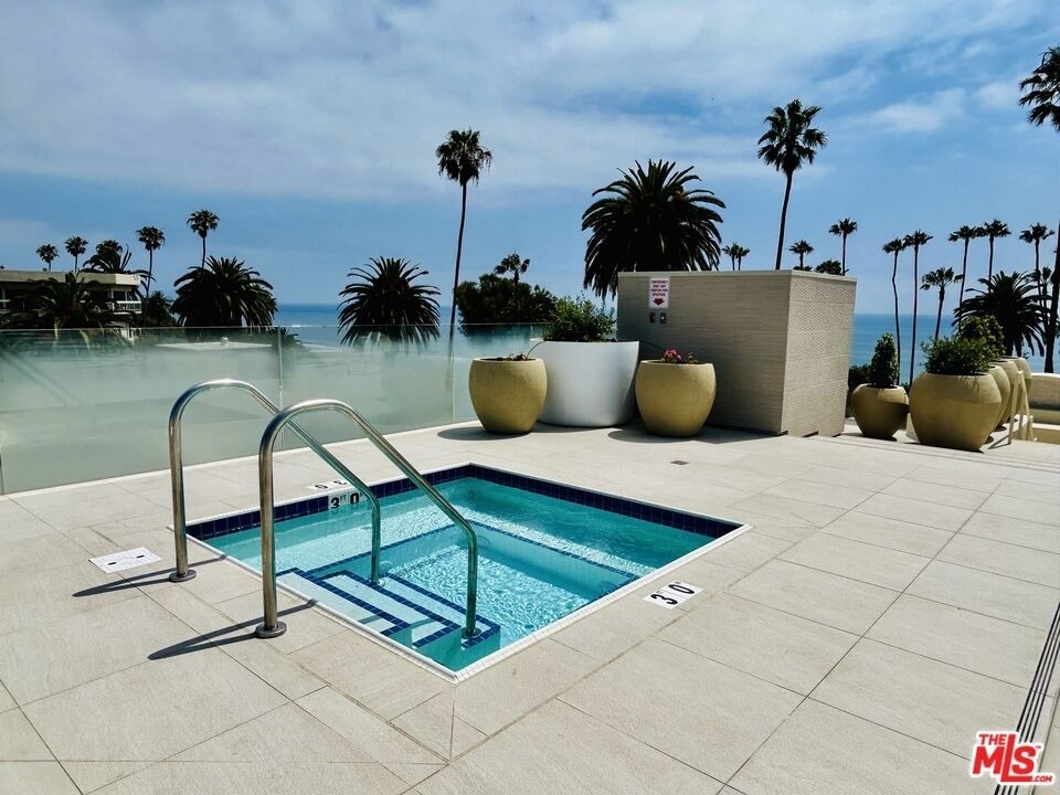 701 Ocean Avenue - Photo 40