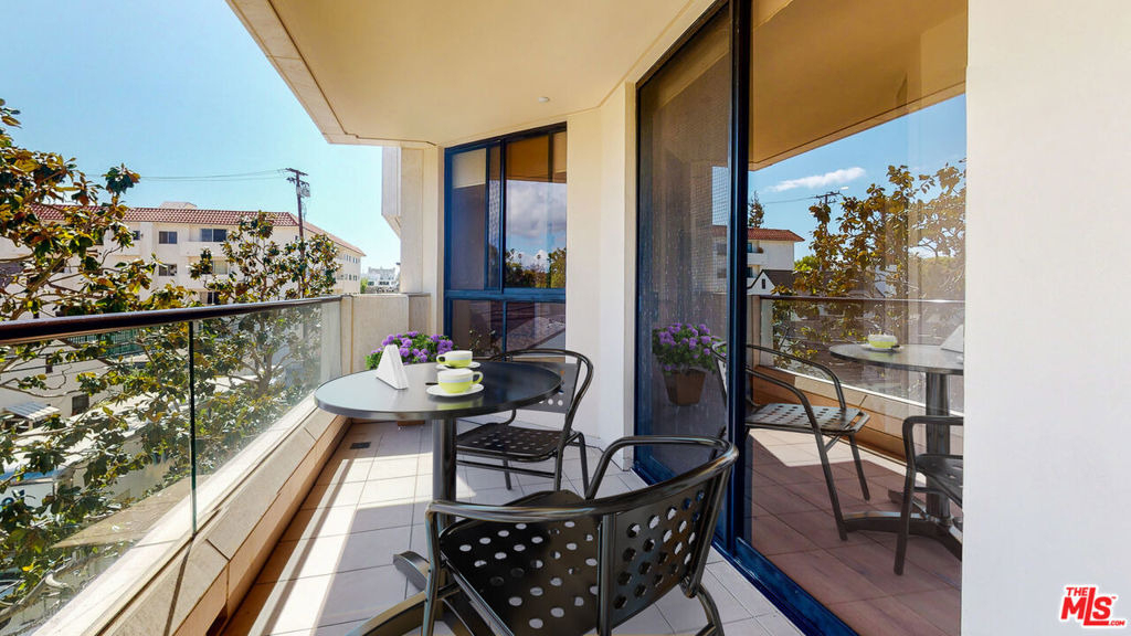 701 Ocean Avenue - Photo 35