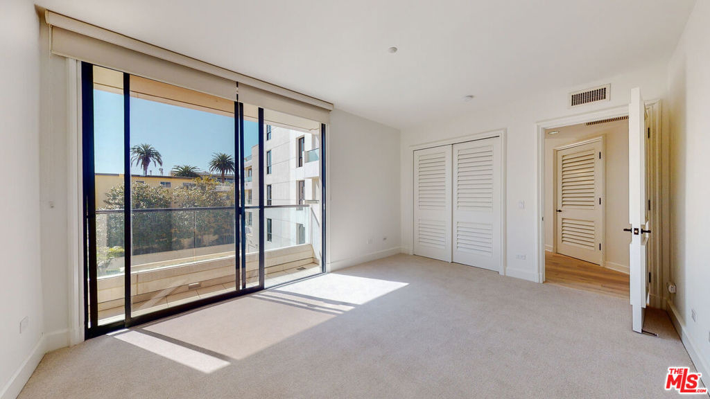 701 Ocean Avenue - Photo 31