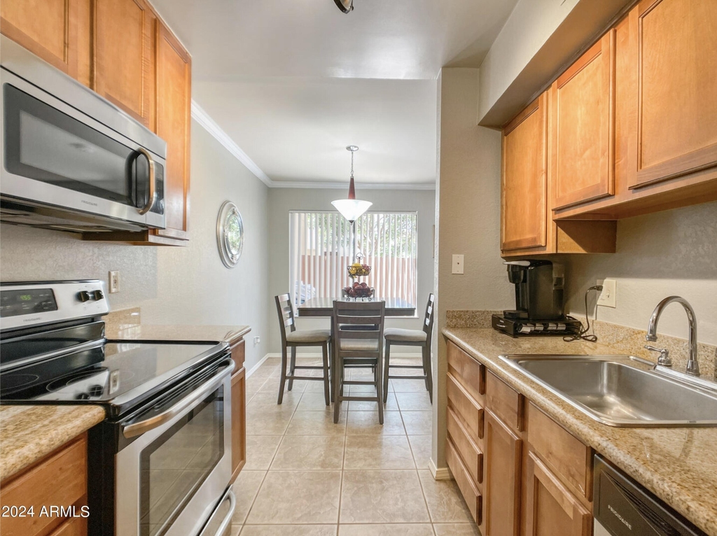 3600 N Hayden Road - Photo 7