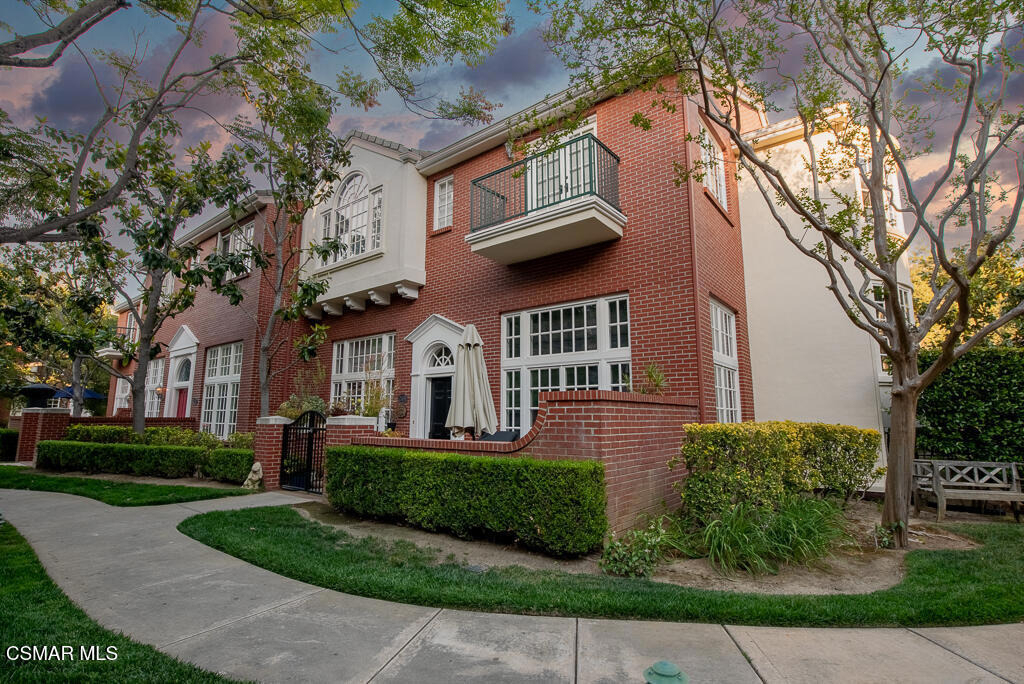2491 Swanfield Court - Photo 49
