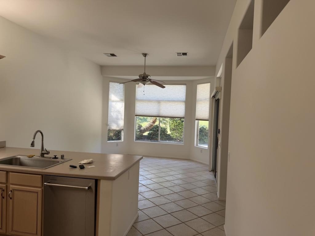 78655 Golden Reed Drive - Photo 4