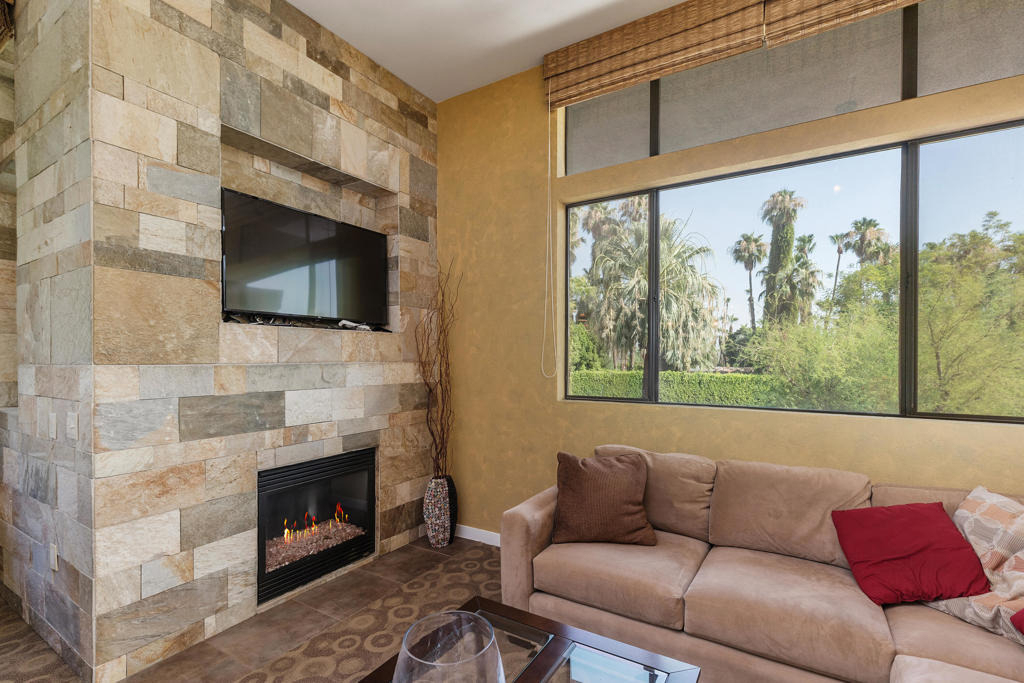 780 E Palm Canyon Drive - Photo 9