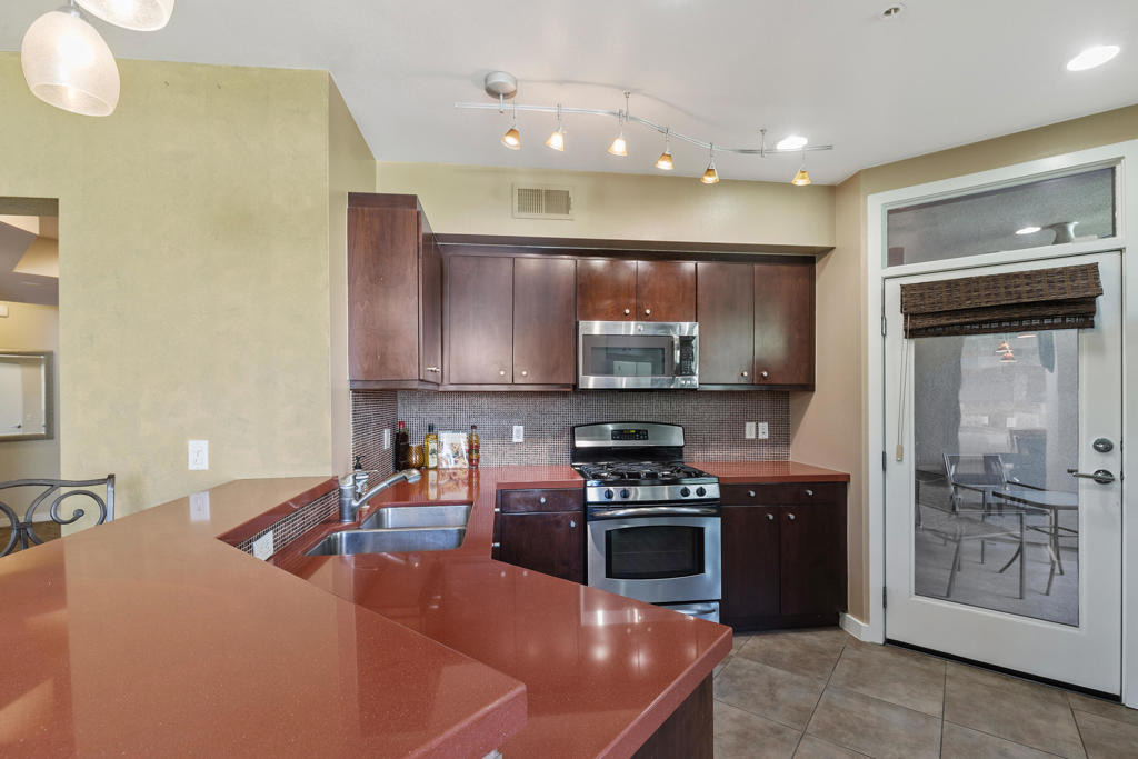 780 E Palm Canyon Drive - Photo 19