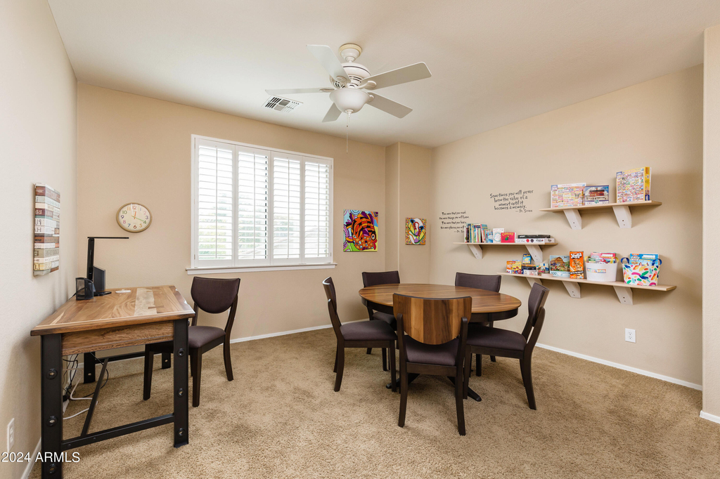 8408 W Midway Avenue - Photo 19