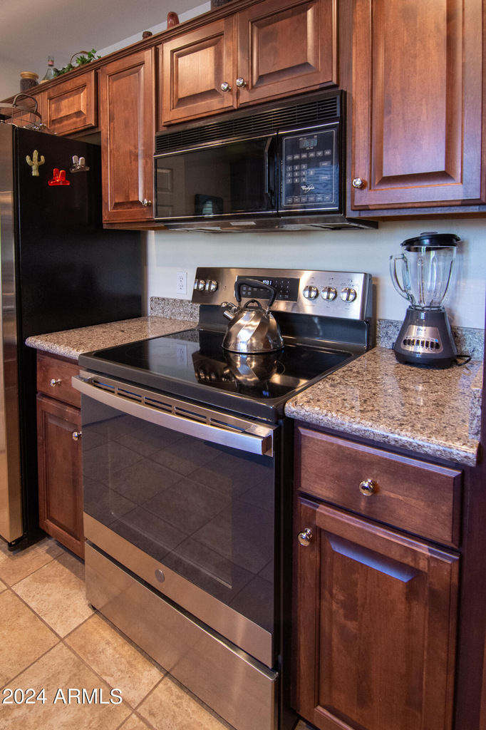 1001 N Pasadena Street - Photo 7
