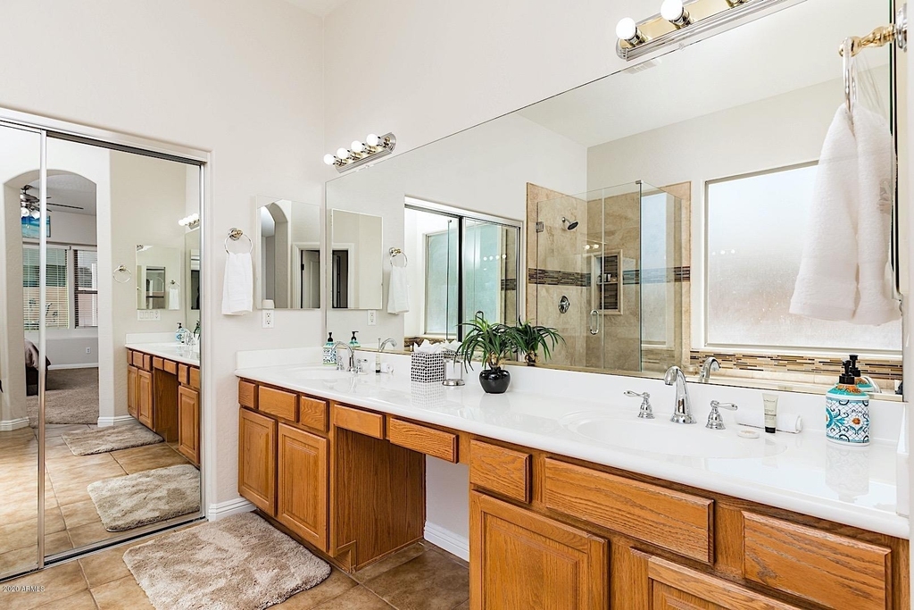 7317 N 85th Avenue - Photo 8