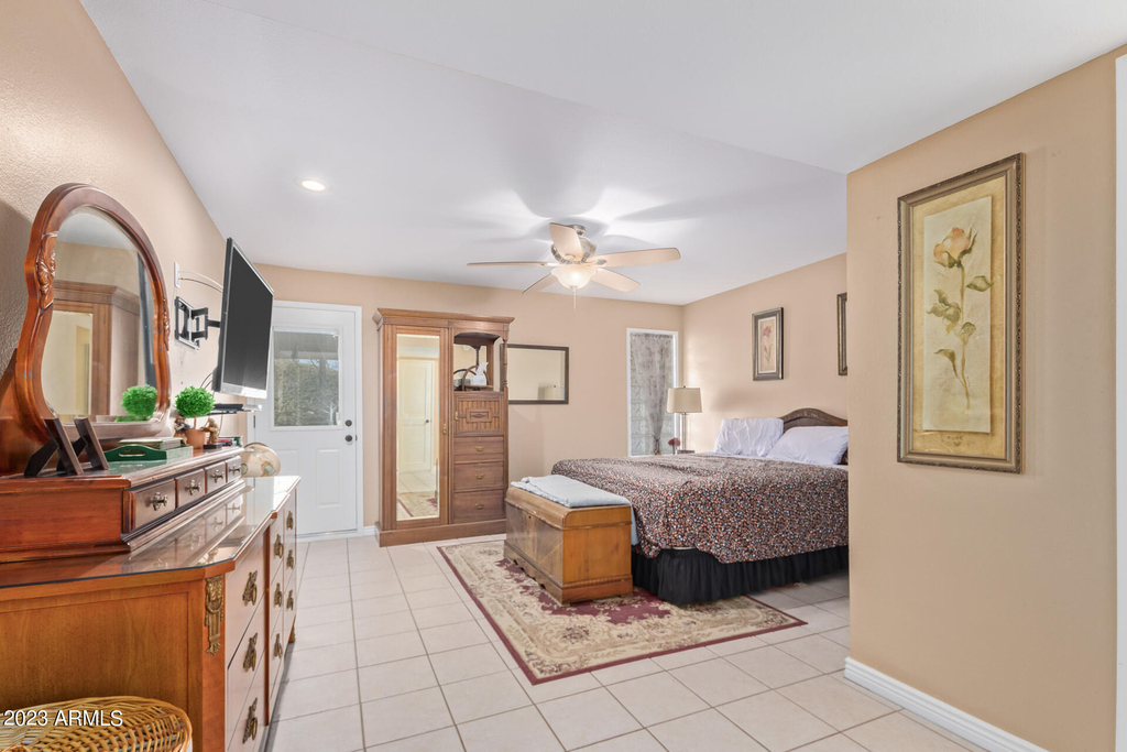 11002 W Pleasant Valley Road - Photo 20