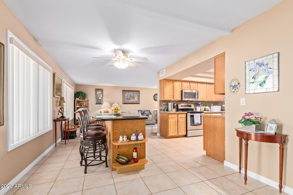 11002 W Pleasant Valley Road - Photo 13