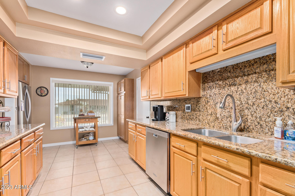 11002 W Pleasant Valley Road - Photo 17