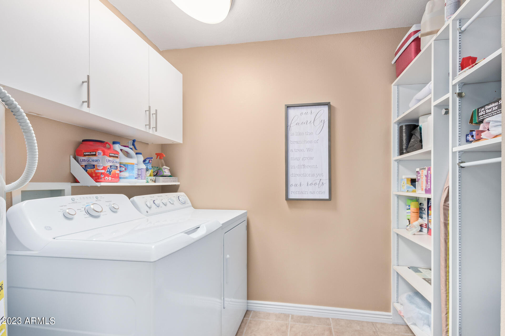 11002 W Pleasant Valley Road - Photo 33