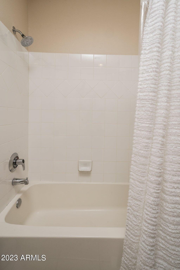 8245 E Bell Road - Photo 32