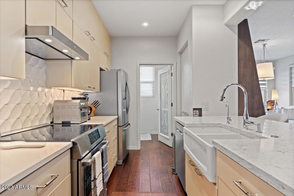 15221 N Clubgate Drive - Photo 7