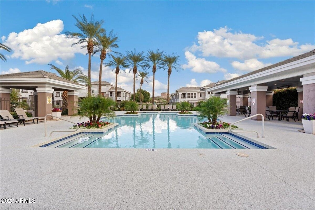 15221 N Clubgate Drive - Photo 0