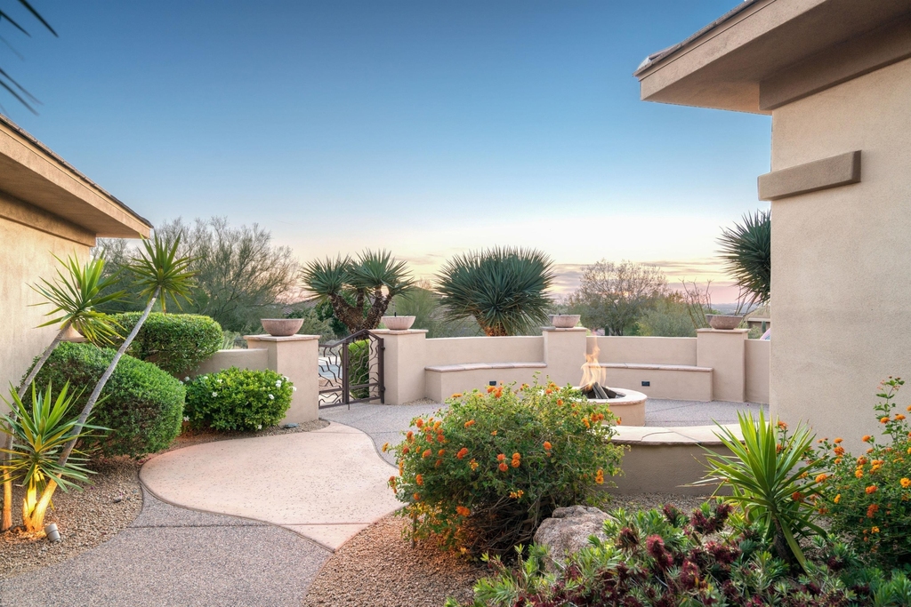 11416 E Autumn Sage Drive - Photo 2