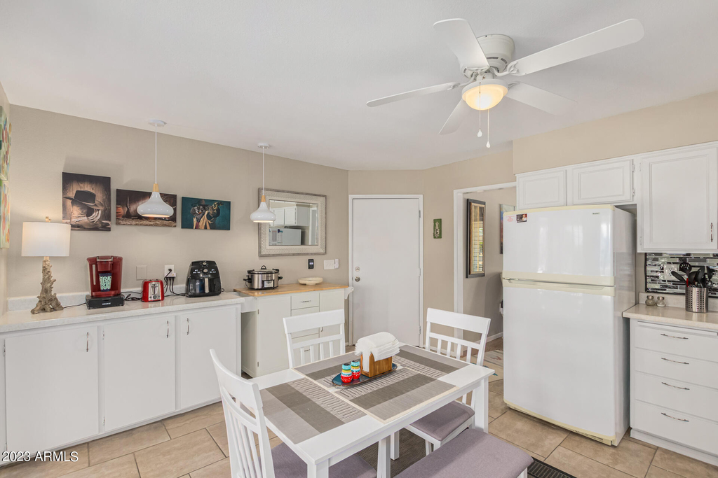 10146 W Sombrero Circle - Photo 9