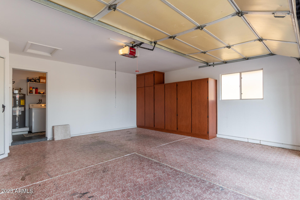 10146 W Sombrero Circle - Photo 15