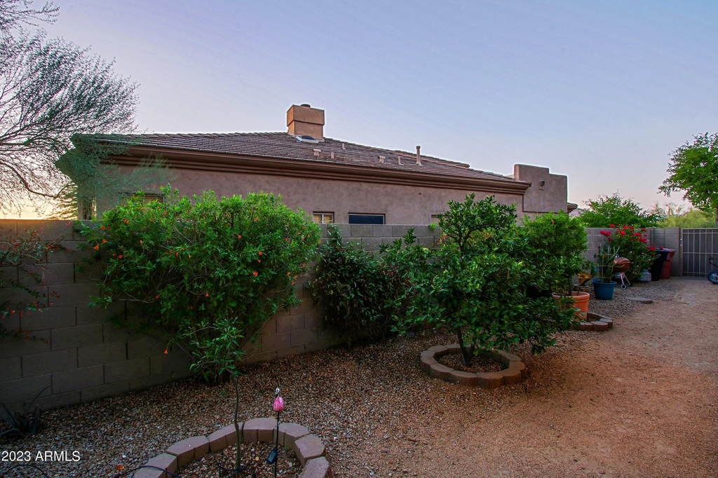 32472 N 68th Place - Photo 52
