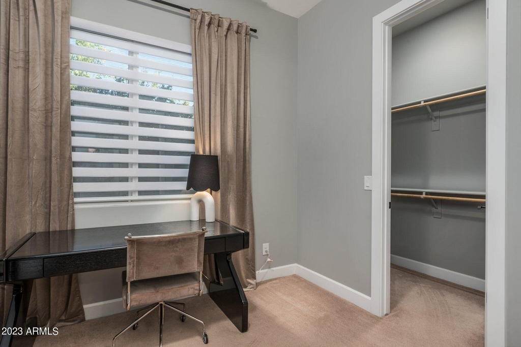 1629 E Montebello Avenue - Photo 59