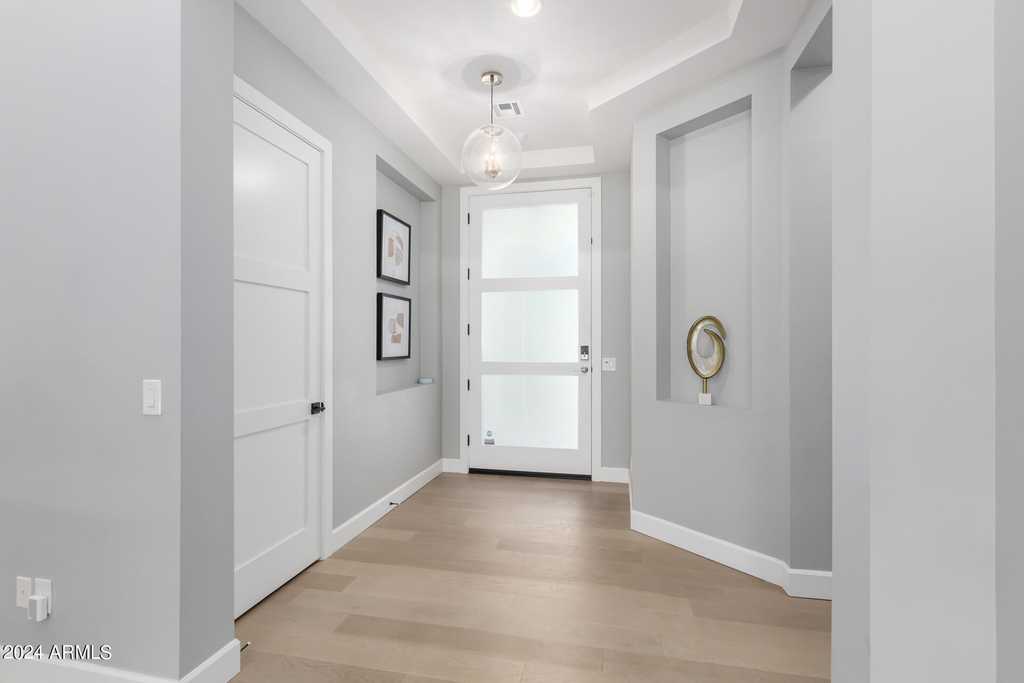 1629 E Montebello Avenue - Photo 86