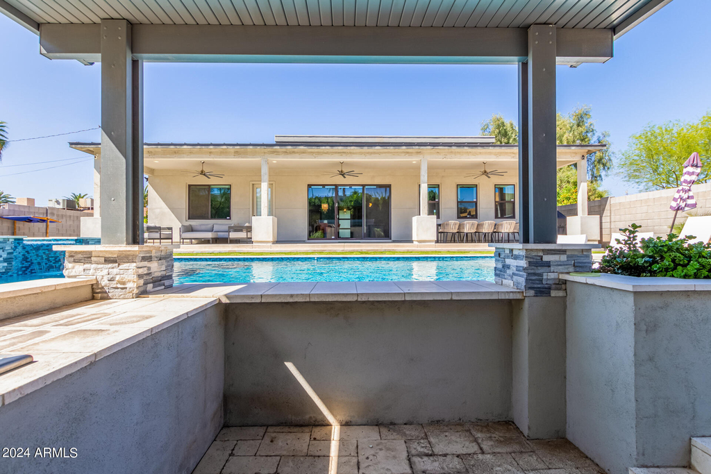 1629 E Montebello Avenue - Photo 69