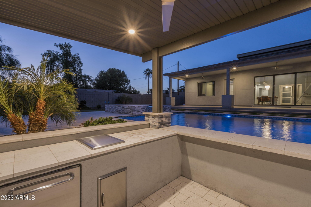 1629 E Montebello Avenue - Photo 33