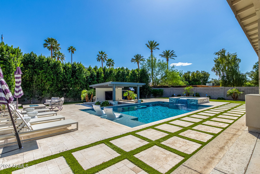 1629 E Montebello Avenue - Photo 75