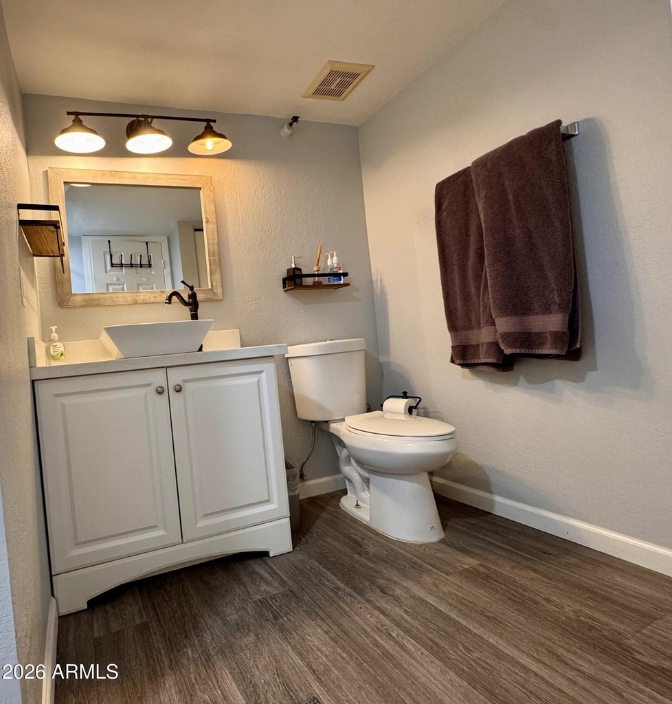 8020 E Thomas Road - Photo 7