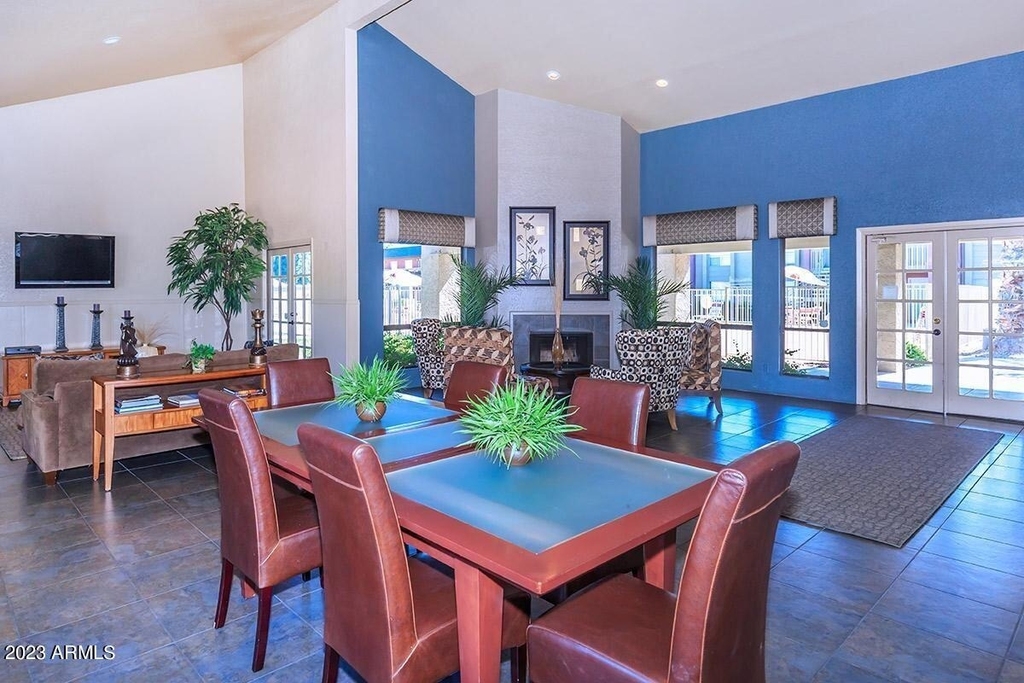 1522 E Southern Avenue - Photo 9