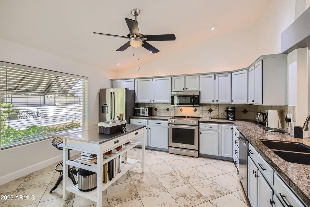 15816 E Kim Drive - Photo 8