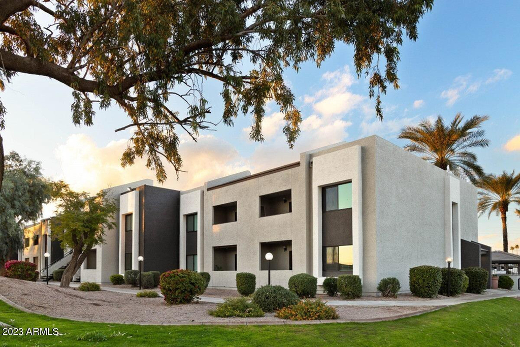 8550 E Mcdowell Road - Photo 0
