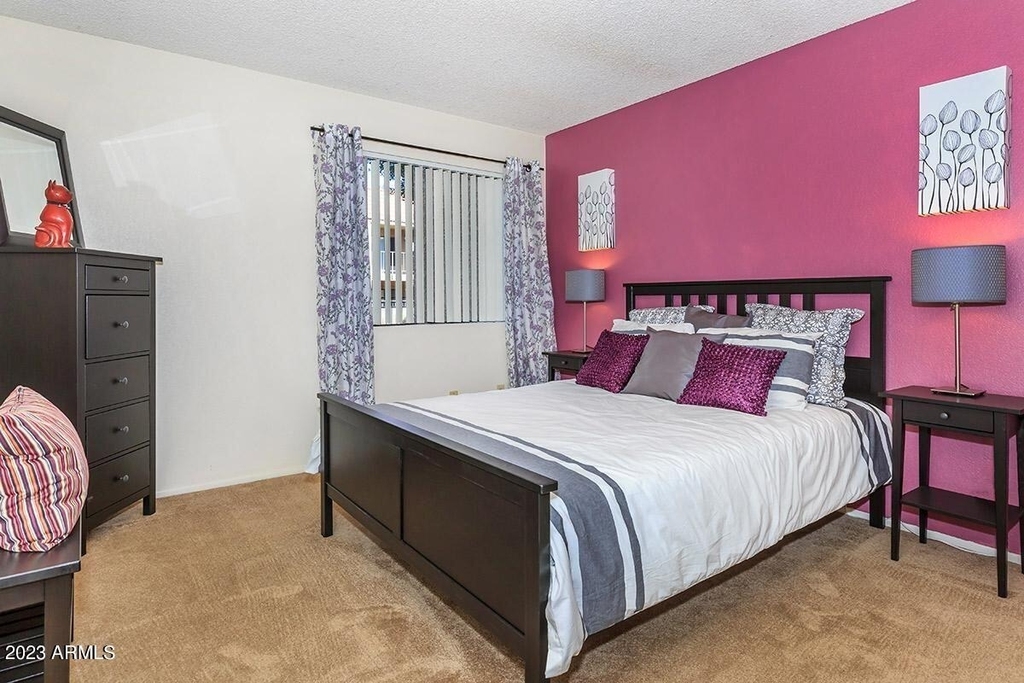 3040 E Shea Boulevard - Photo 4