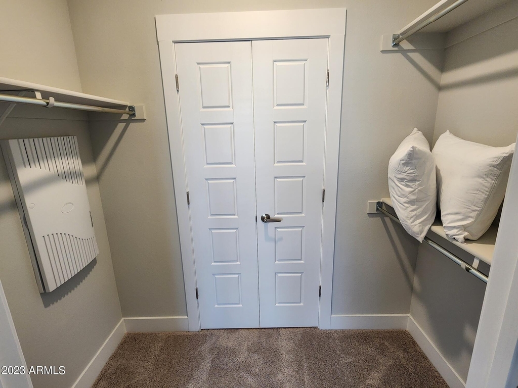 1375 N 145th Avenue - Photo 6