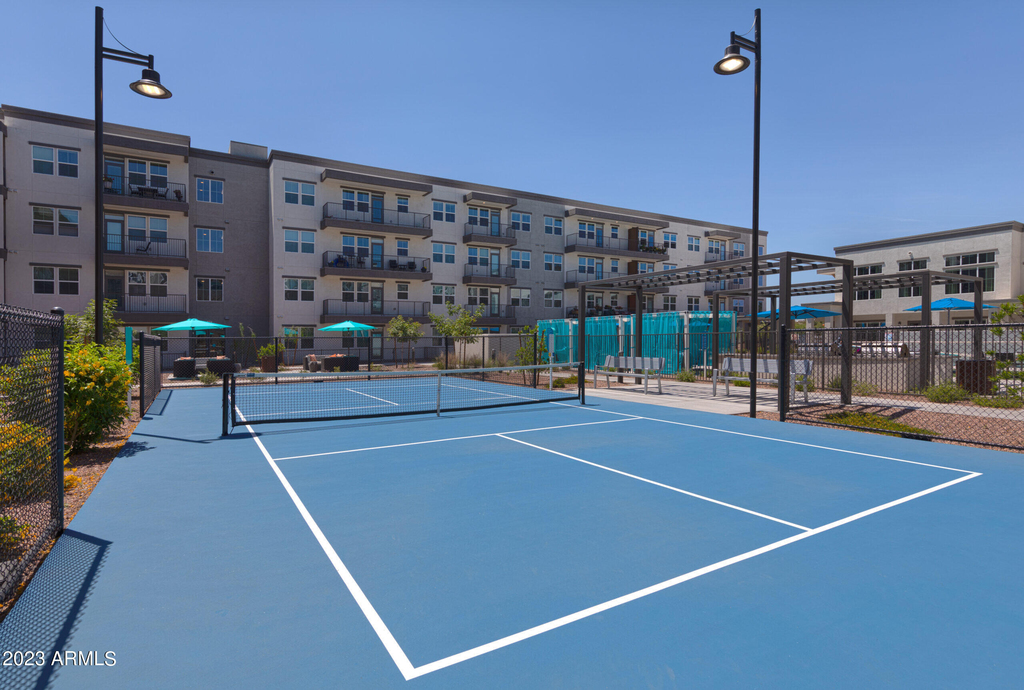 7460 N Zanjero Boulevard - Photo 13