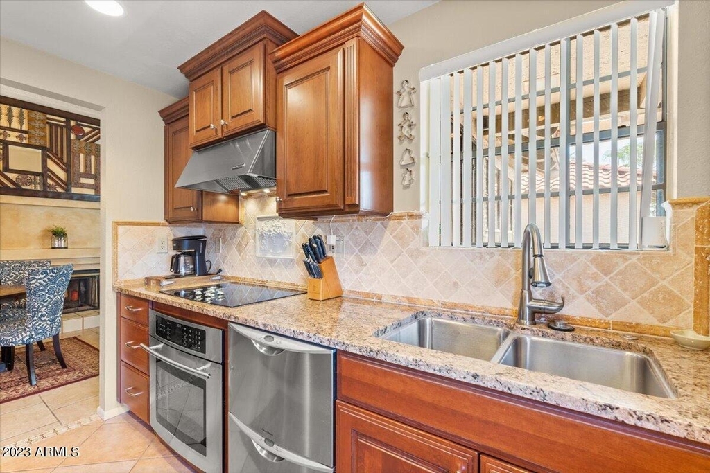 10017 E Mountain View Road - Photo 17