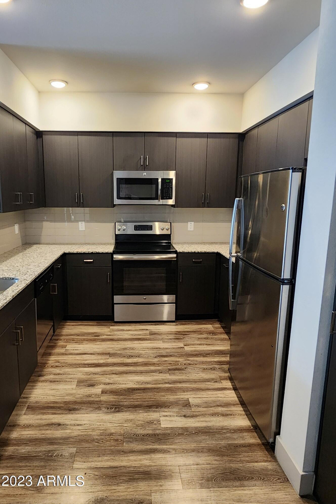 250 E Ray Road - Photo 2