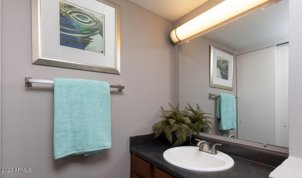 6201 W Olive Avenue - Photo 5