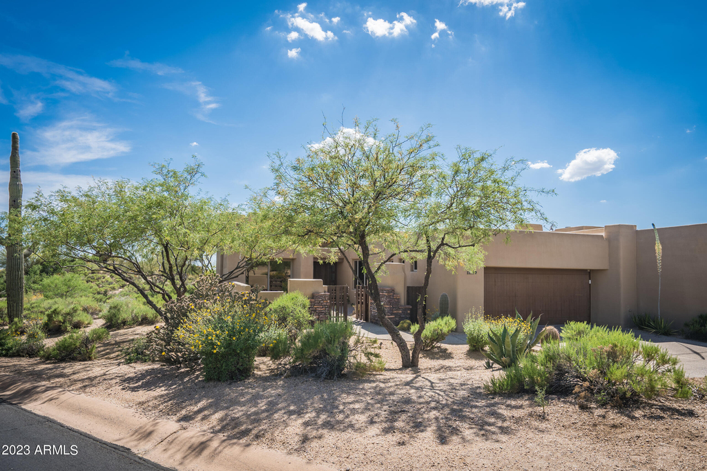 11199 E Prospect Point Drive - Photo 1