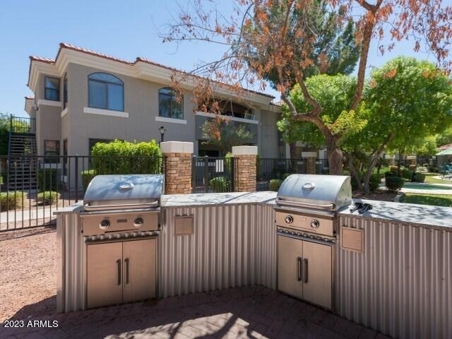 3636 E Inverness Avenue - Photo 9